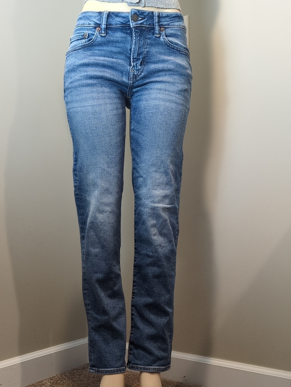 American Eagle Slim Straight 29x32 Medium Wash Mid Rise Stretch Jeans